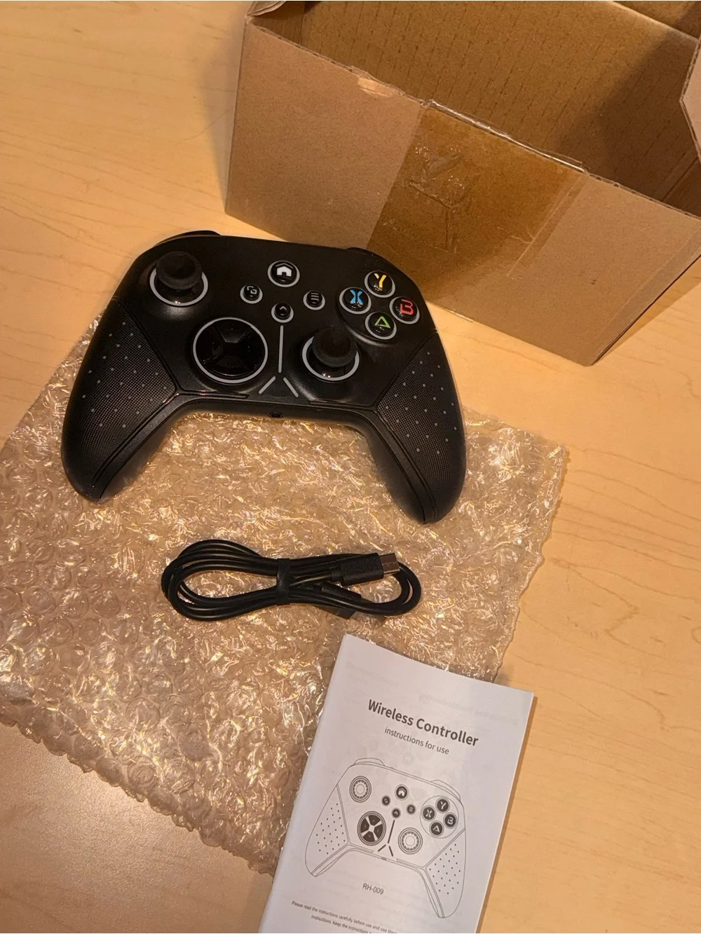 Wireless Black VR Controller - Compatible Gamepad